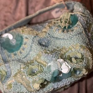 Elegant Beaded Floral Women's Bag